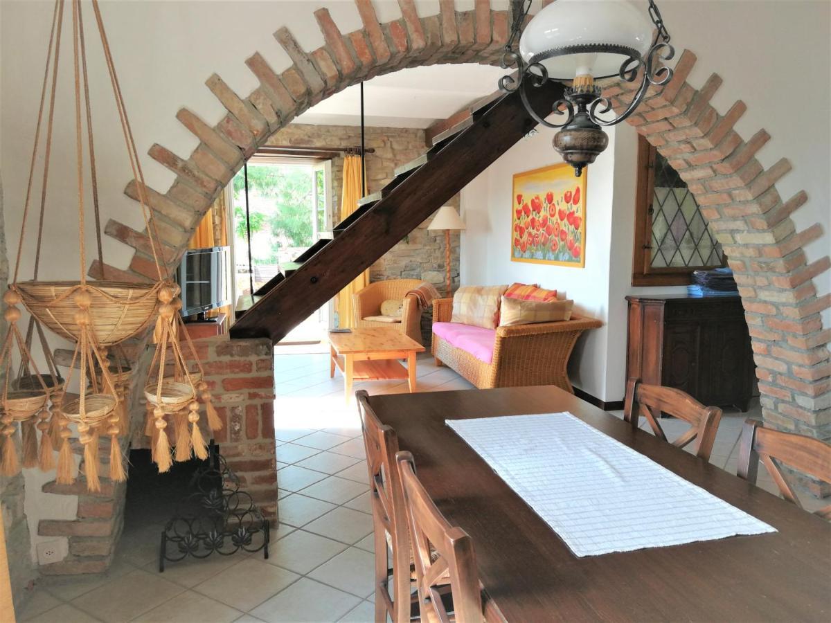 Agriturismo Sondrea Sinio Buitenkant foto
