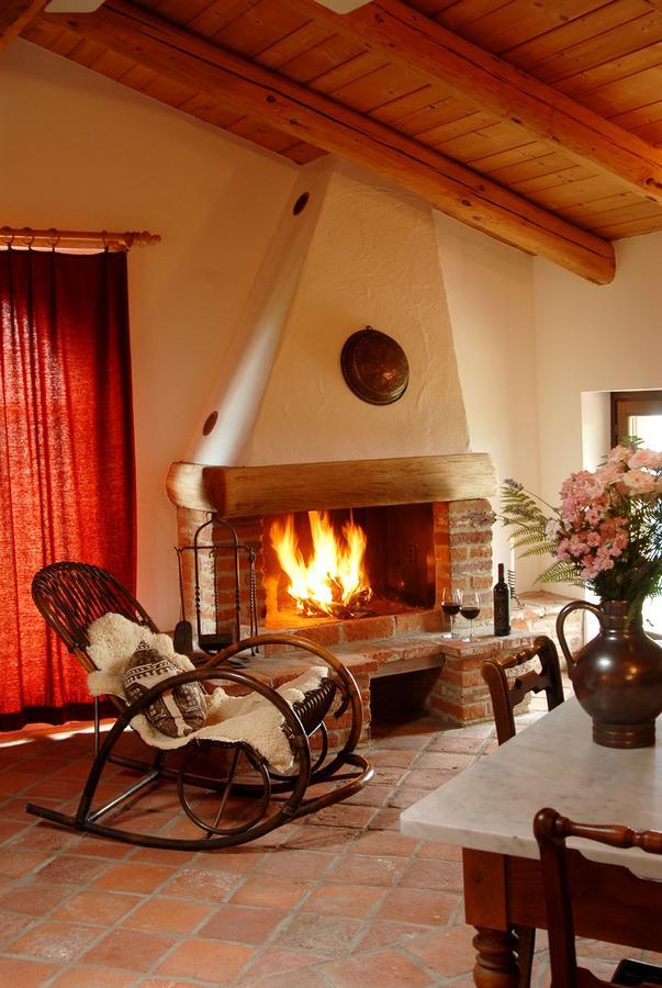 Agriturismo Sondrea Sinio Buitenkant foto